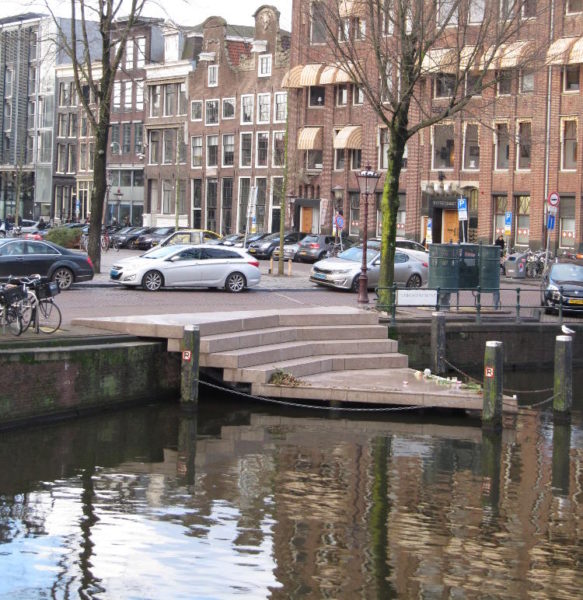 The Homomonument on the Keizersgracht. Behind it are the Westerkerk on the left and the Anne Frank house on the right. Courtesy of Jennifer S. Alderson